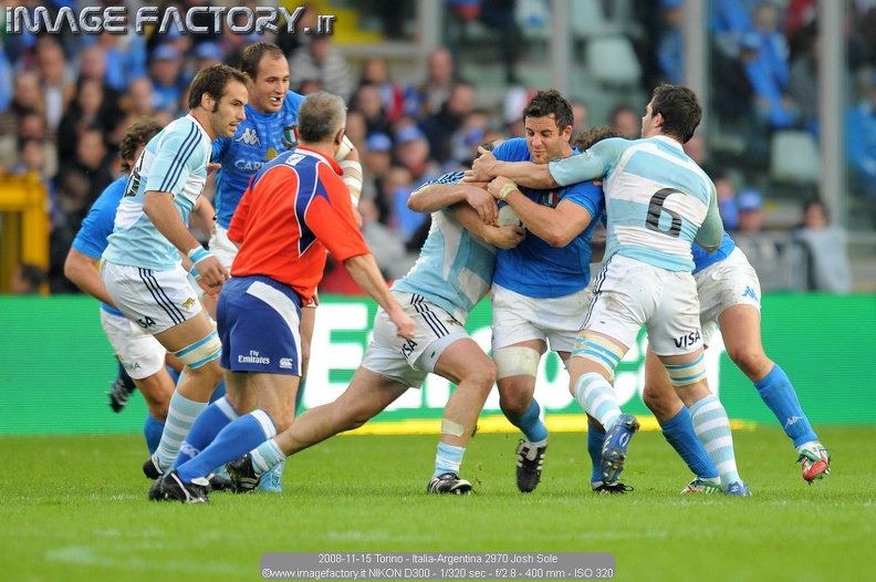 2008-11-15 Torino - Italia-Argentina 2970 Josh Sole.jpg
